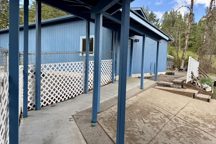 Click Here For The Next Photo!